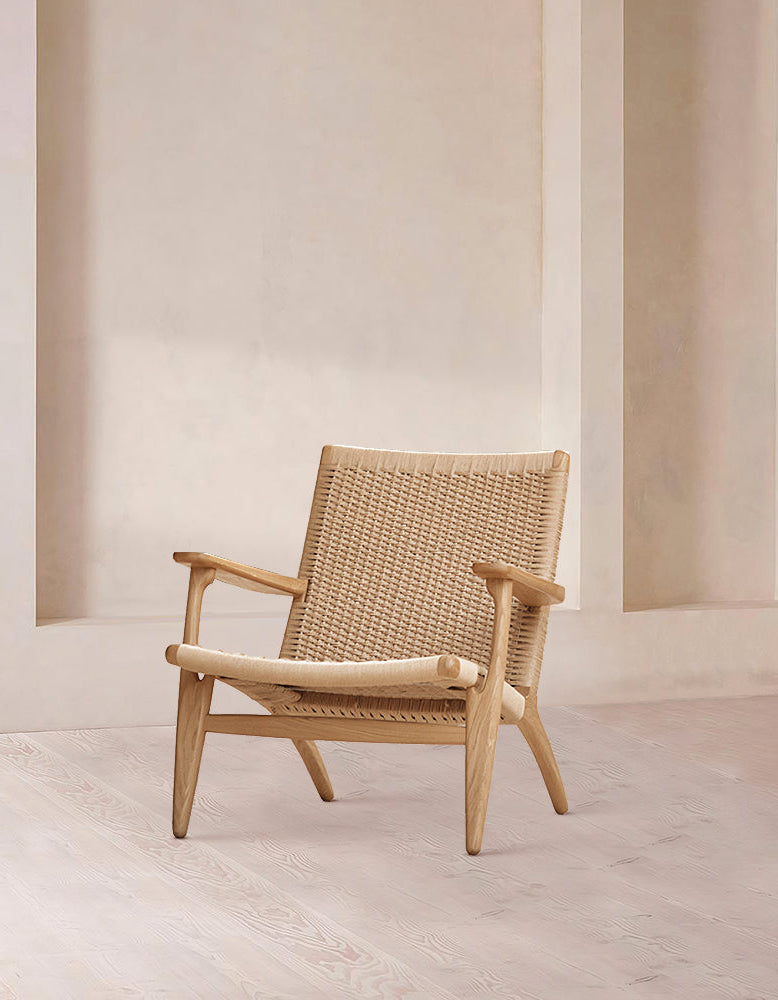 Carl Hansen & Son CH25 Lounge Chair