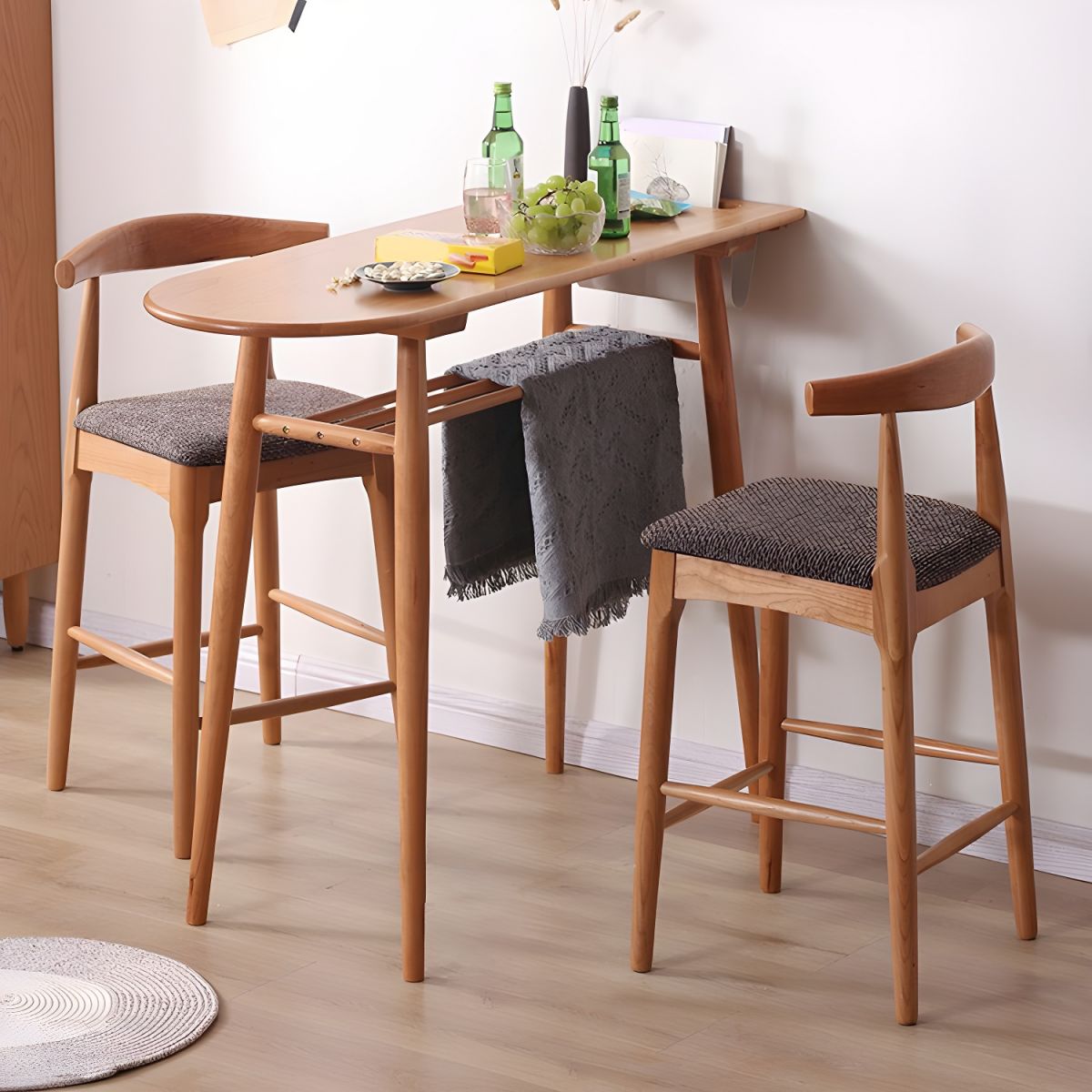 Hans Wegner CH32 Bar Stool, Oak/ Rosewood, LinenDescription



Introducing the Hans Wegner CH32 Bar Stool, a perfect fusion of oak and rosewood, epitomizing the elegance of bar stools wooden craftsmanship. This oa