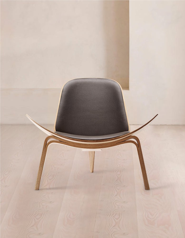 Hans Wegner CH07 Shell Chair, Black & Walnut