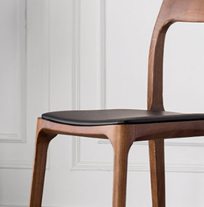 Hans Wegner CH3 Dining Chair, Dark OakDescription



Experience the epitome of elegance with the A Set Of Hans Wegner CH3 Dining Chairs in Dark Oak. These oak dining chairs beautifully encapsulate mid-ce